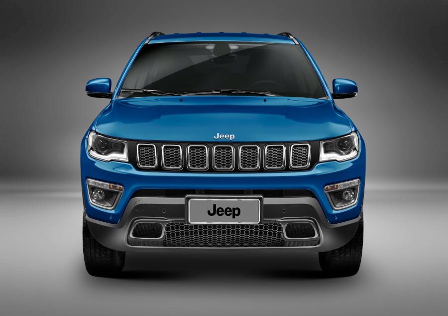  Jeep Compass Longitude 4x4 2016 года  (LA) (фото 9 из 26)